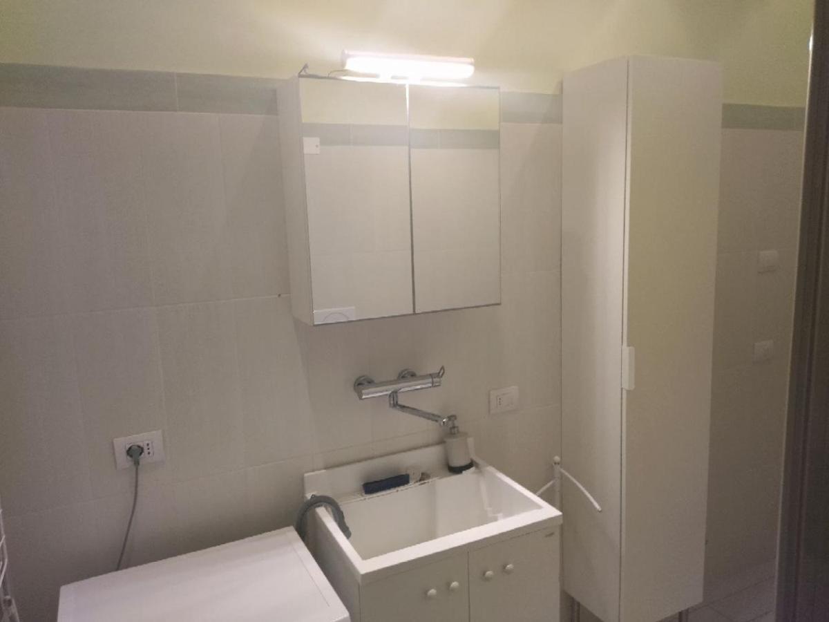 Room In Guest Room - Single Room Between Padua And Chioggia Brugine Exterior photo